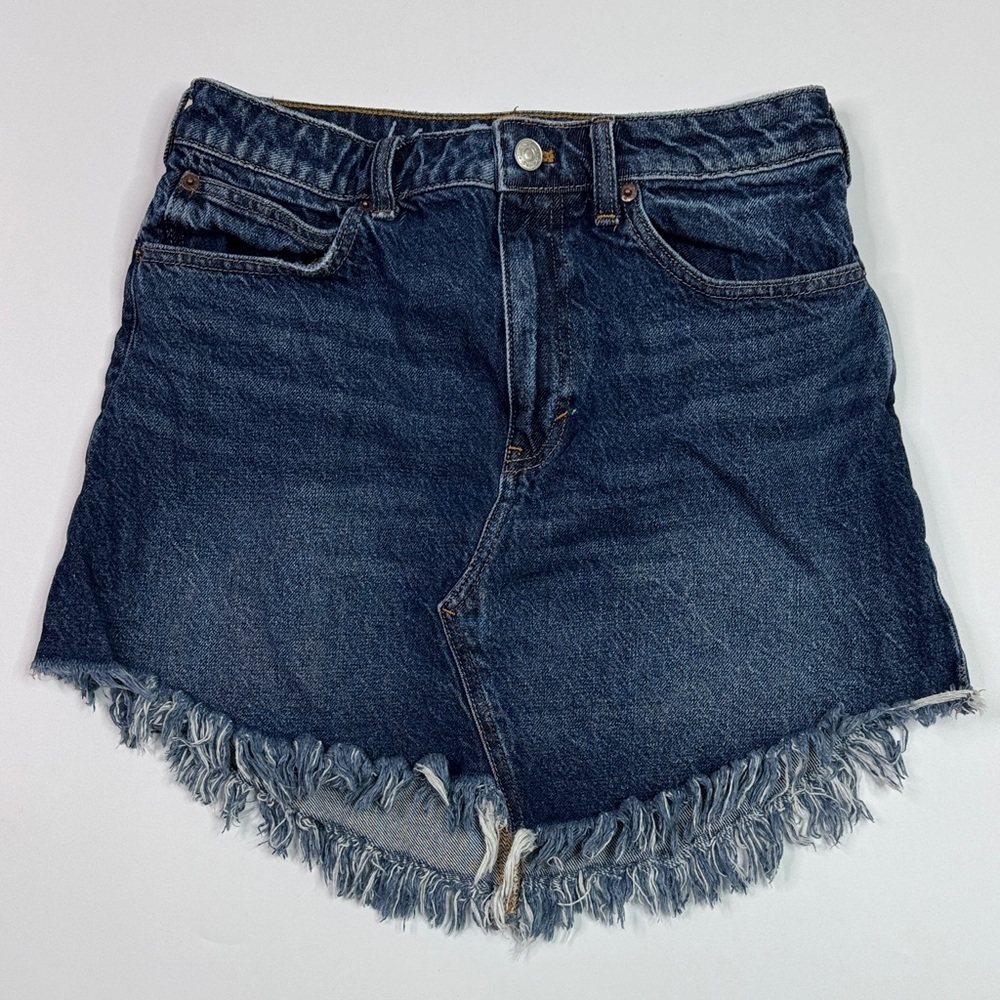 We The Free Bailey Denim Mini Raw Hem Skirt Size 28